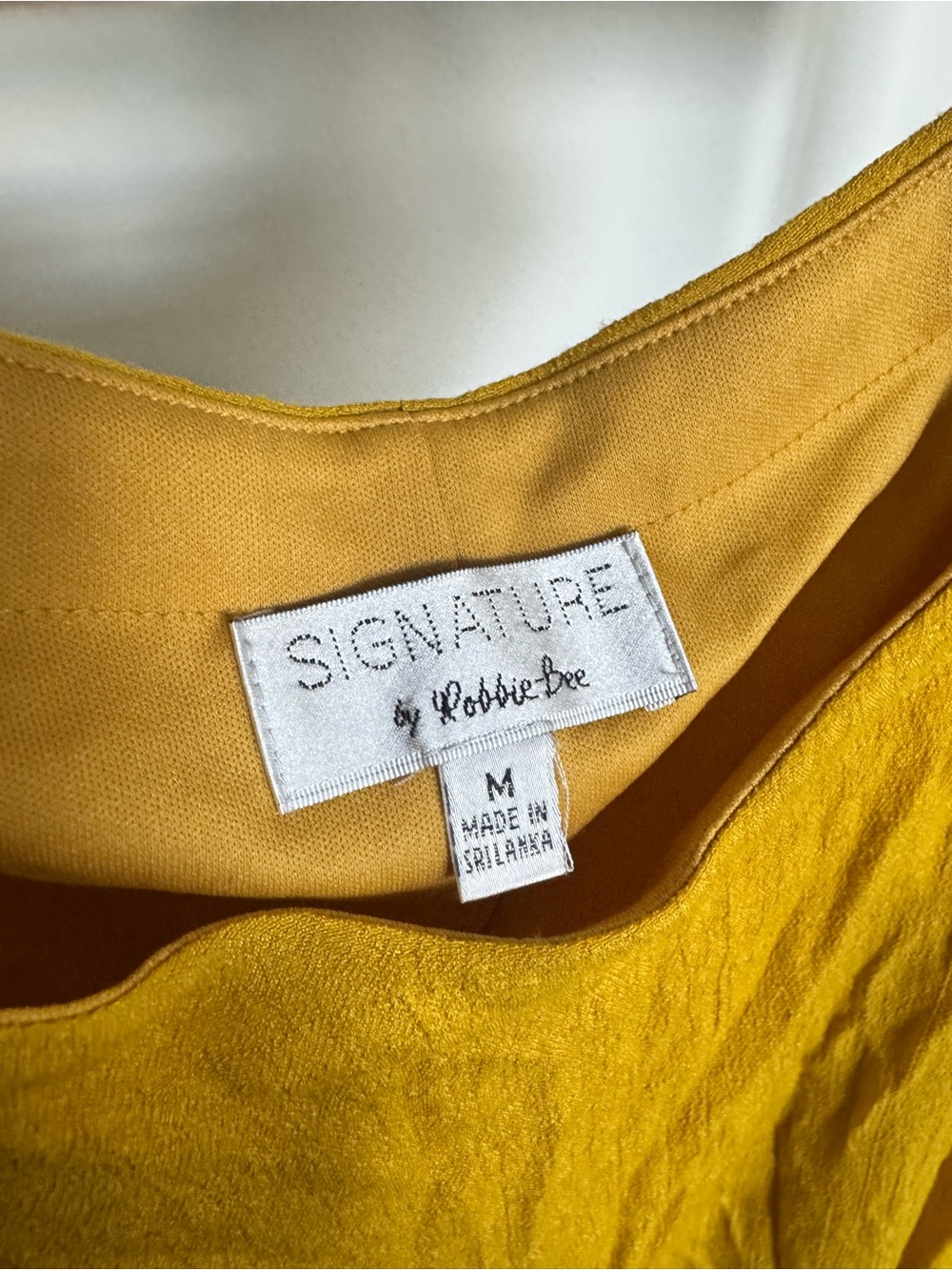 Signature by Robbie Bee Mustard Yellow Women's Tank Top